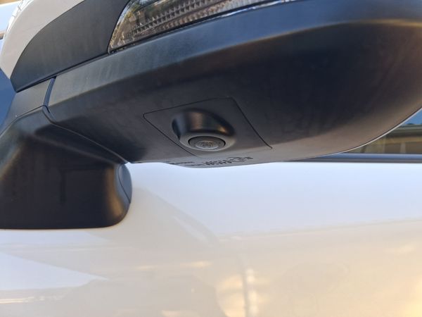 2025-Toyota-Corolla-Cross-18-XR-Hybrid image:9