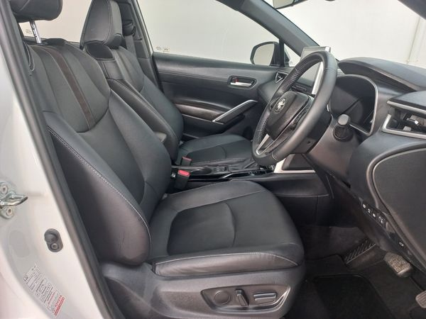 2025-Toyota-Corolla-Cross-18-XR-Hybrid image:21
