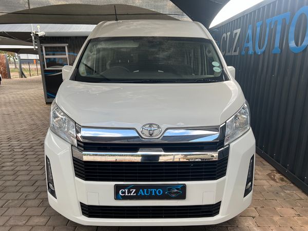 2020-Toyota-Quantum-28-GL-14-Seat image:3