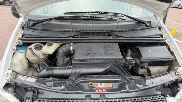 2005-Mercedes-Benz-Vito-115-CDI-Hi-Roof-Panel-Van image:11
