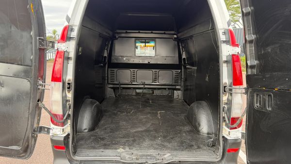 2005-Mercedes-Benz-Vito-115-CDI-Hi-Roof-Panel-Van image:7
