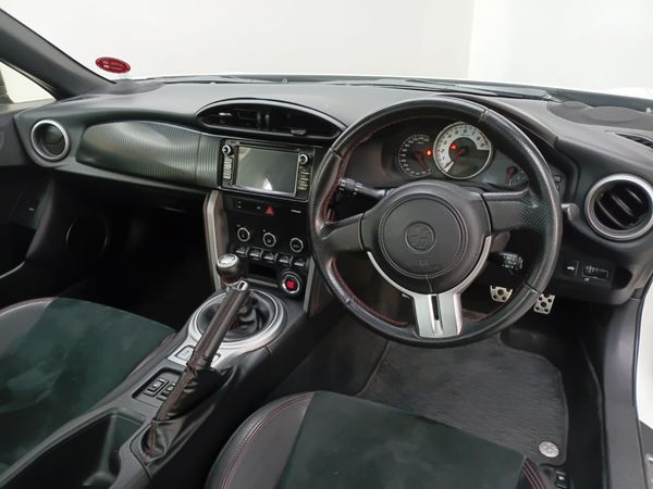 2013-Toyota-86-20-High image:9