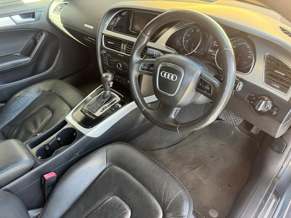 2011-Audi-A5-Sportback-20-TFSI-quattro-Auto image:9