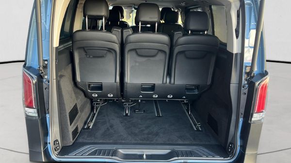 2025-Mercedes-Benz-Vito-119-20-CDI-Tourer-Select-Auto image:10