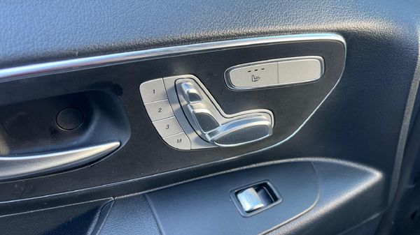 2025-Mercedes-Benz-Vito-119-20-CDI-Tourer-Select-Auto image:20