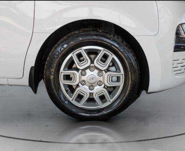 2025-Hyundai-Staria-22d-Executive-Auto image:9
