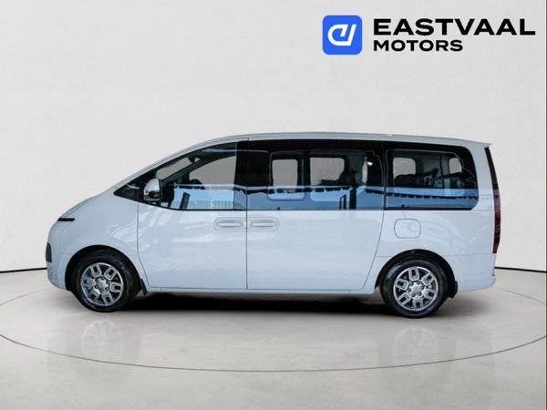 2025-Hyundai-Staria-22d-Executive-Auto image:3