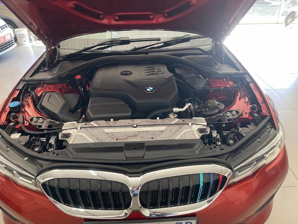 2022-BMW-3-Series-318i-M-Mzansi-Edition-Auto-g20 image:15