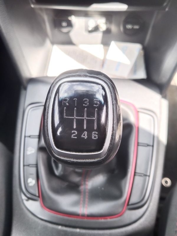 2021-Hyundai-Kona-10-TGDI-Executive image:5