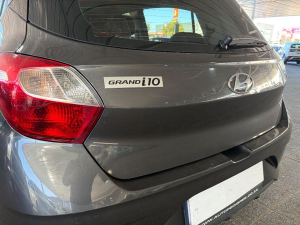 2021-Hyundai-Grand-i10-10-Motion image:7