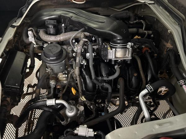 2018-Toyota-Quantum-27-14-seat image:12
