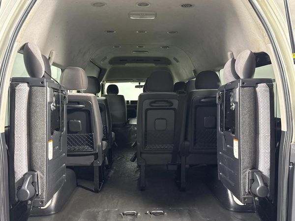 2018-Toyota-Quantum-27-14-seat image:13