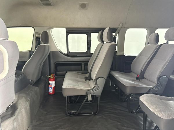 2018-Toyota-Quantum-27-14-seat image:3