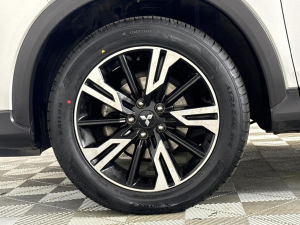 2022-Mitsubishi-Eclipse-Cross-20-GLS-Auto image:4