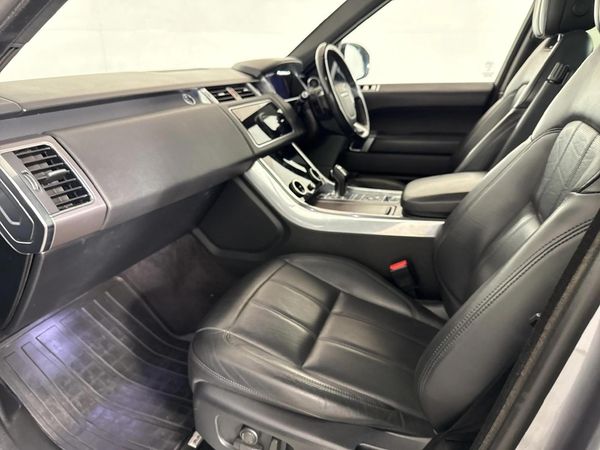 2019-Land-Rover-Range-Rover-Sport-30-SDV6-HSE image:8