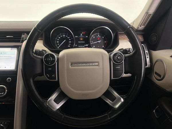 2017-Land-Rover-Discovery-30-TD6-HSE-Luxury image:12
