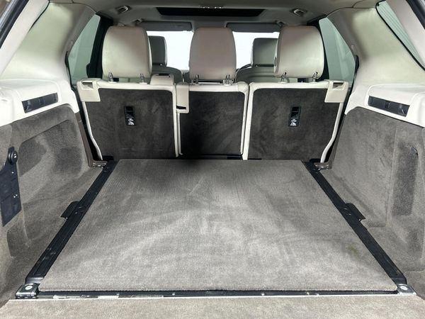 2017-Land-Rover-Discovery-30-TD6-HSE-Luxury image:14