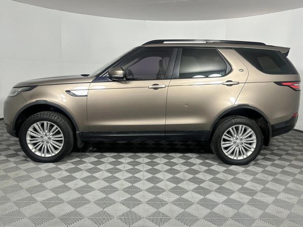 2017-Land-Rover-Discovery-30-TD6-HSE-Luxury image:19