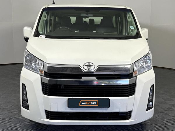 2022-Toyota-Quantum-28-GL-11-seat image:15