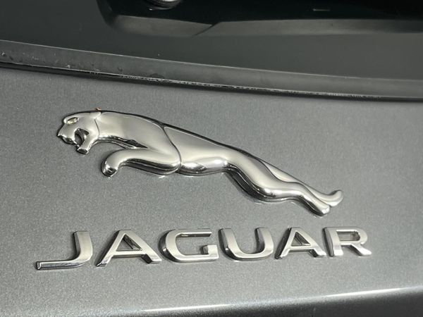 2019-Jaguar-E-Pace-D180-20D-First-Edition-132kW image:10