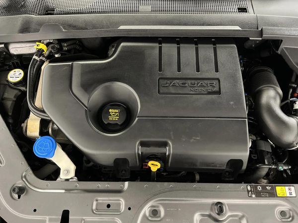 2019-Jaguar-E-Pace-D180-20D-First-Edition-132kW image:12
