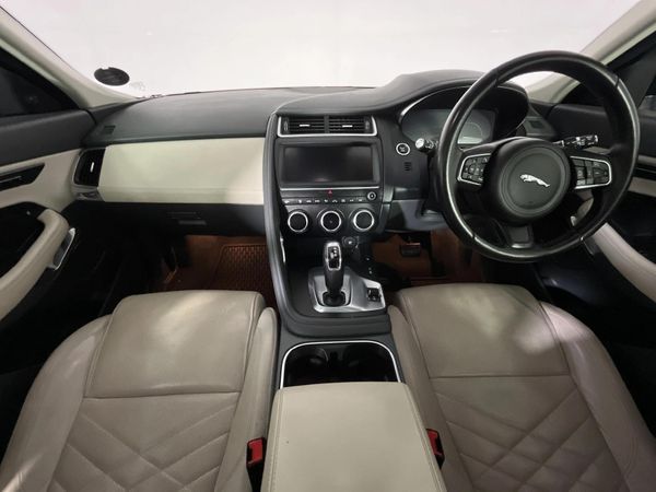 2019-Jaguar-E-Pace-D180-20D-First-Edition-132kW image:1