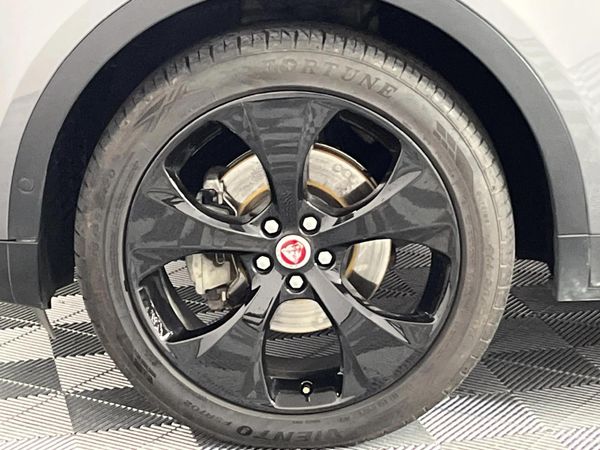 2019-Jaguar-E-Pace-D180-20D-First-Edition-132kW image:3