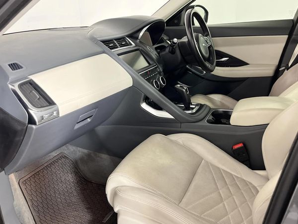 2019-Jaguar-E-Pace-D180-20D-First-Edition-132kW image:7