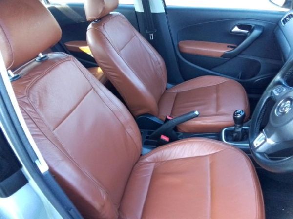 2013-Volkswagen-Polo-16-TDI-Comfortline image:5