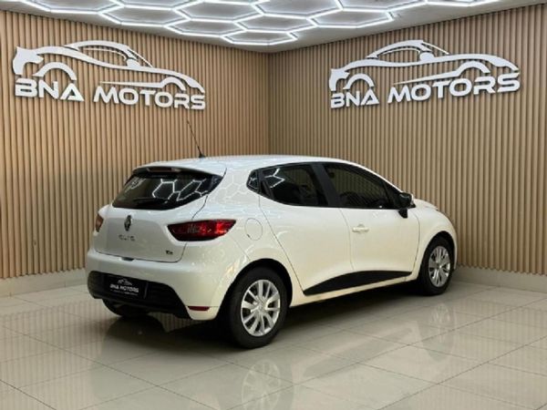 2019-Renault-Clio-IV-900T-Authentique-5-dr-66kW image:3