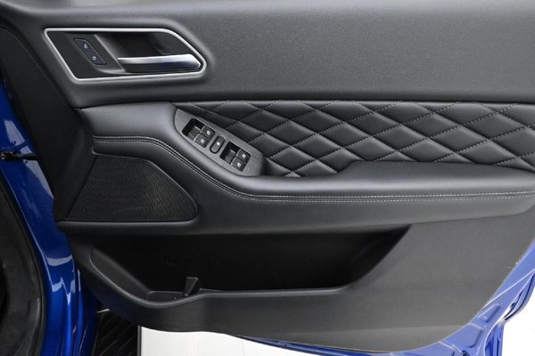 2021-GWM-P-Series-PV-20-TD-LT-Auto-Double-Cab image:19