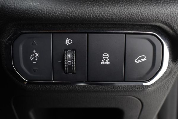 2023-Haval-Jolion-15T-S-Super-Luxury-DCT image:16