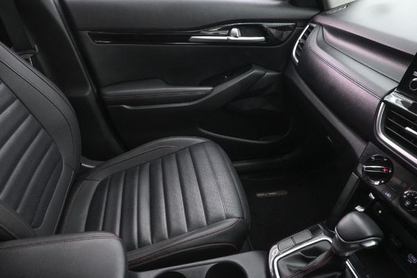 2021-Kia-Seltos-14T-GT-Line-Auto image:10