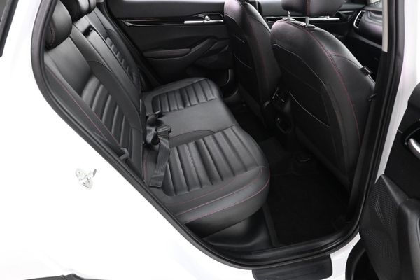 2021-Kia-Seltos-14T-GT-Line-Auto image:11