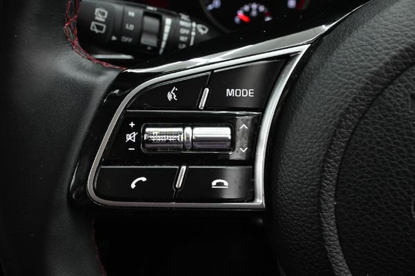 2021-Kia-Seltos-14T-GT-Line-Auto image:17