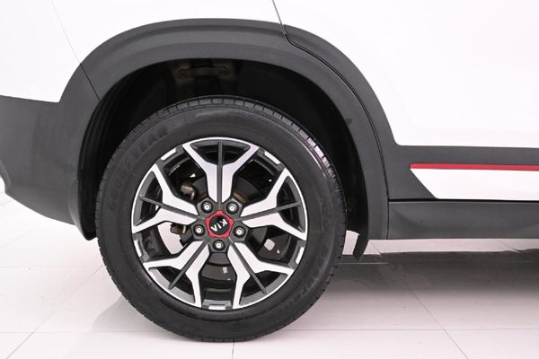 2021-Kia-Seltos-14T-GT-Line-Auto image:5