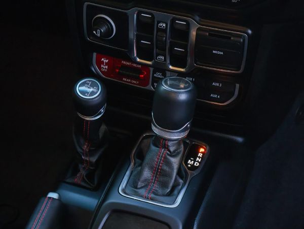 2022-Jeep-Wrangler-Unlimited-Rubicon-36-V6 image:13