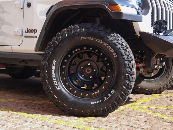 2022-Jeep-Wrangler-Unlimited-Rubicon-36-V6 image:2