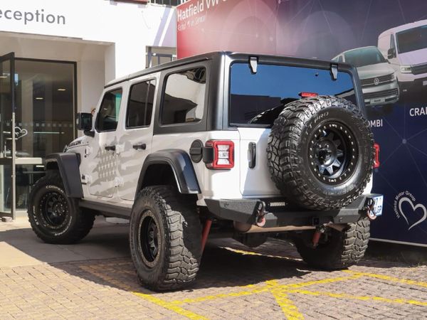 2022-Jeep-Wrangler-Unlimited-Rubicon-36-V6 image:6
