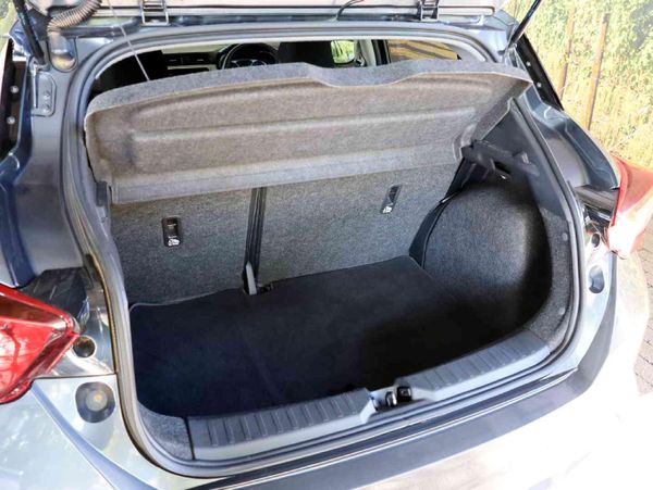 2021-Nissan-Micra-900T-Visia image:15