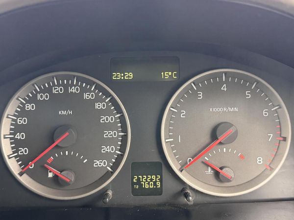 2005-Volvo-S40-18i image:9