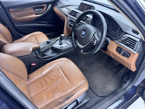 2012-BMW-3-Series-320i-Auto image:14