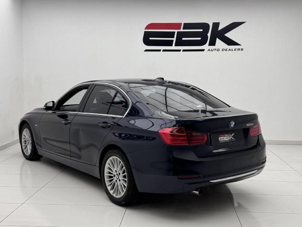2012-BMW-3-Series-320i-Auto image:3