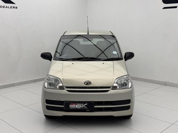 2008-Daihatsu-Charade-CX image:1
