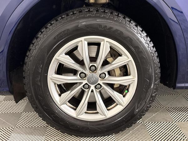 2018-Audi-Q5-20-TDI-quattro-Auto-40-TDI image:5