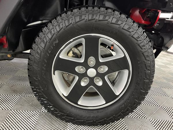 2016-Jeep-Wrangler-36-V6-Sahara-2-dr-Auto image:4