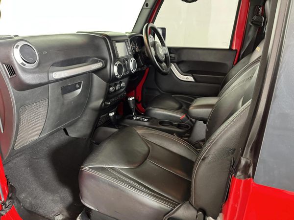 2016-Jeep-Wrangler-36-V6-Sahara-2-dr-Auto image:7