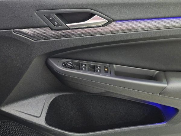2026-Volkswagen-Golf-14-TSI-R-Line-Auto-110kw image:23