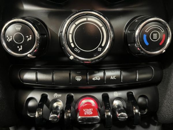2015-MINI-Hatch-Cooper-Auto image:9