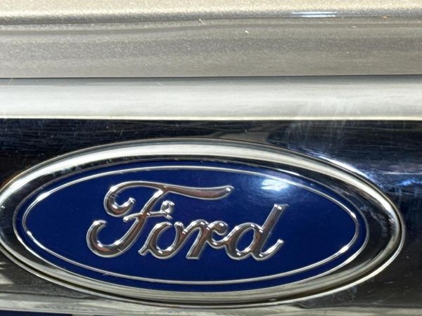 2013-Ford-Everest-30-TDCi-LTD-4x4-Auto image:9